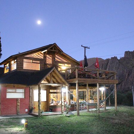 Montana Negra Hotell Aluminé Eksteriør bilde